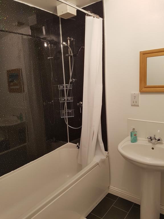 Bathgate Contractor And Business Apartment Εξωτερικό φωτογραφία